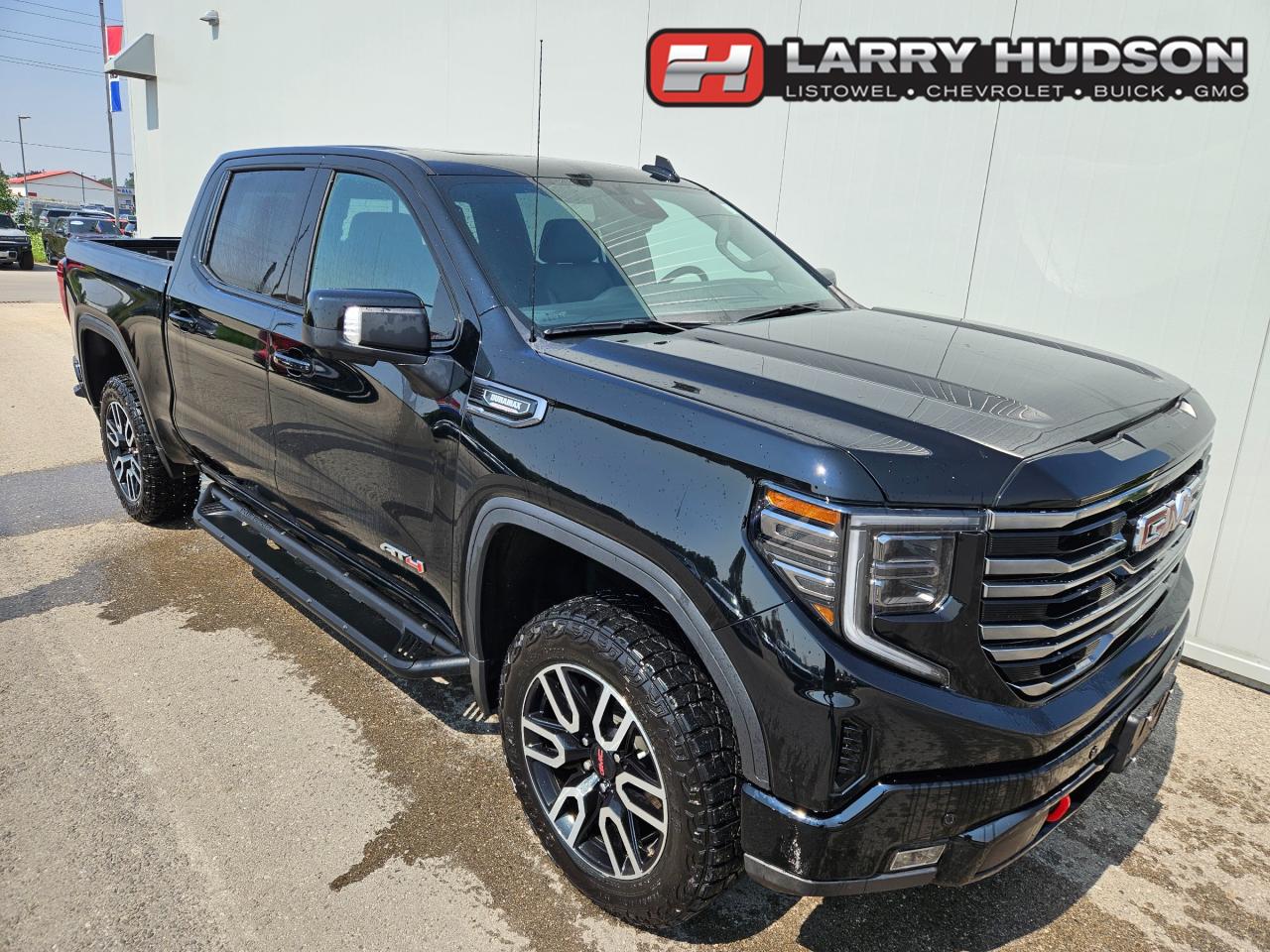 Used 2025 GMC Sierra 1500 AT4 One Owner | Sunroof | Tech Pkg | 20
