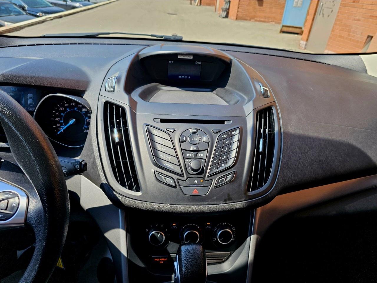 2015 Ford Escape FWD 4dr SE - Photo #10