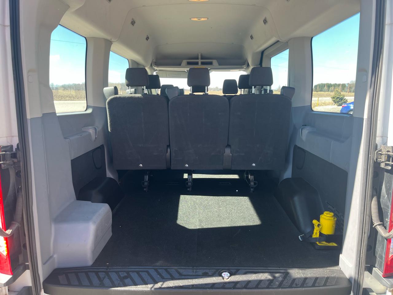 2018 Ford Transit XL - Photo #10