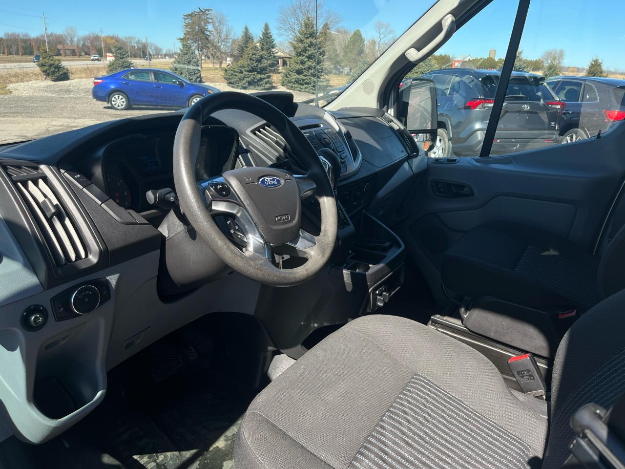 2018 Ford Transit XL - Photo #9