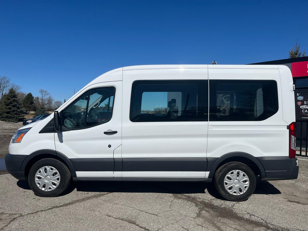 2018 Ford Transit XL Photo2