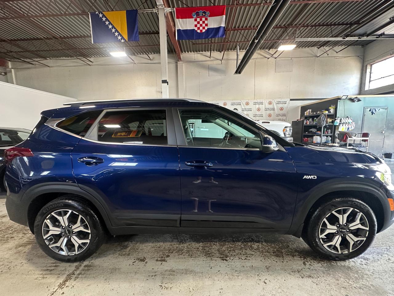 2023 Kia Seltos EX PREMIUM | SUNROOF | AIR CON SEATS | LANE ASSIST - Photo #6