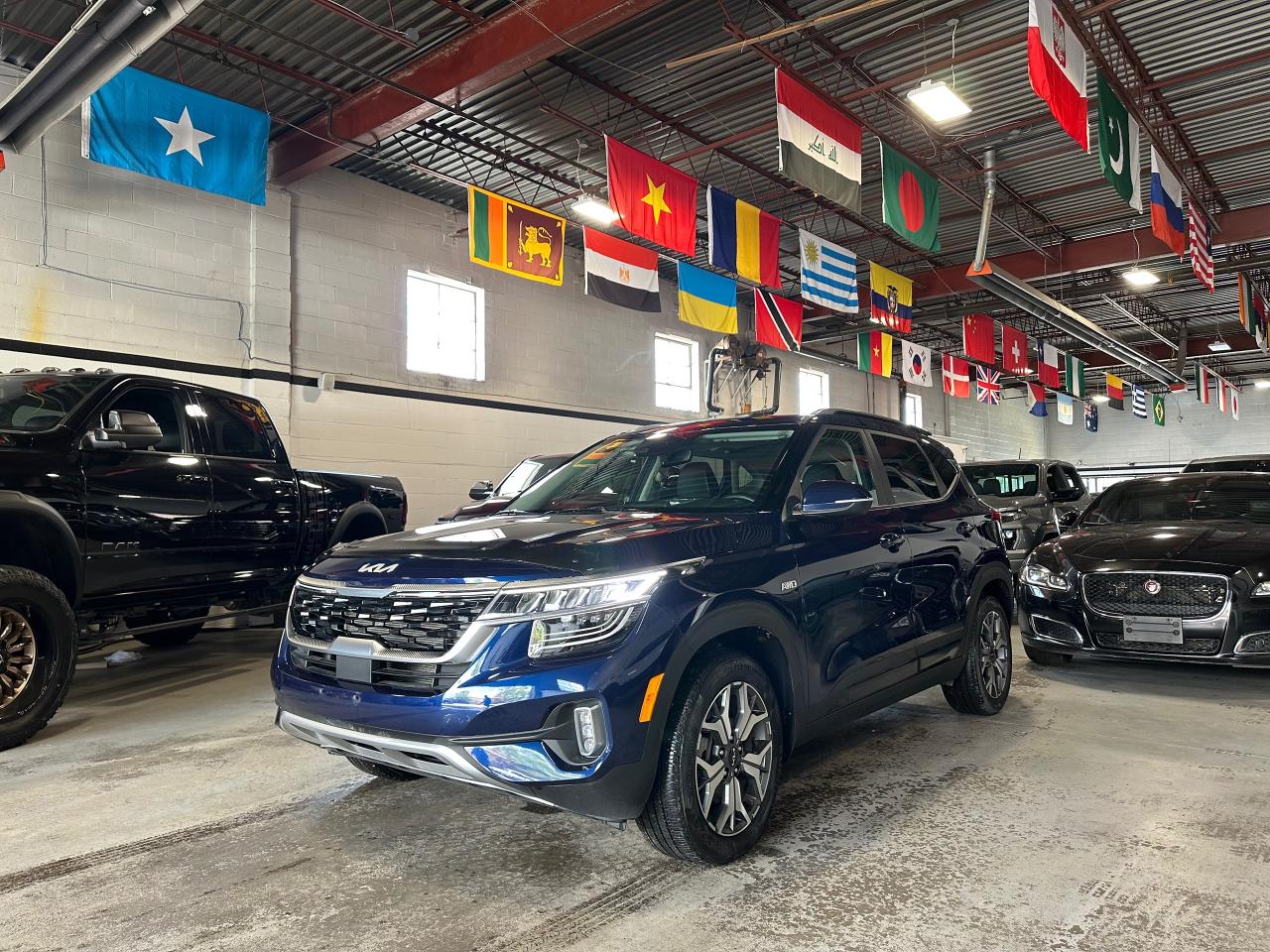 Used 2023 Kia Seltos EX PREMIUM | SUNROOF | AIR CON SEATS | LANE ASSIST for sale in North York, ON