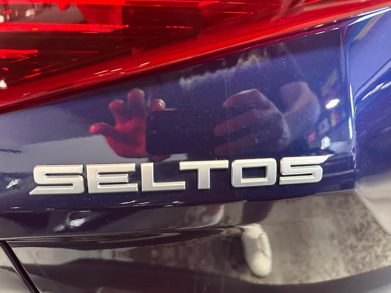 2023 Kia Seltos EX PREMIUM | SUNROOF | AIR CON SEATS | LANE ASSIST - Photo #19