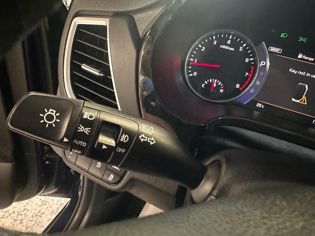 2023 Kia Seltos EX PREMIUM | SUNROOF | AIR CON SEATS | LANE ASSIST - Photo #45