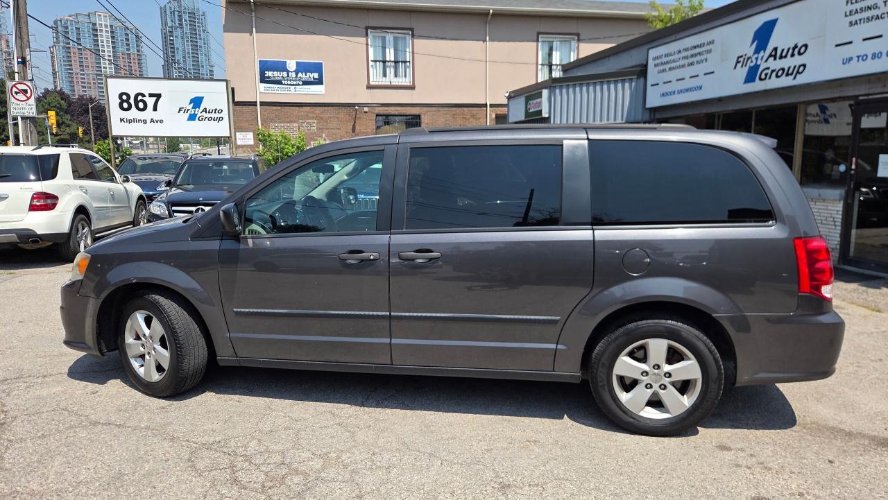 2016 Dodge Grand Caravan CANADA VALUE PACKAGE - Photo #2
