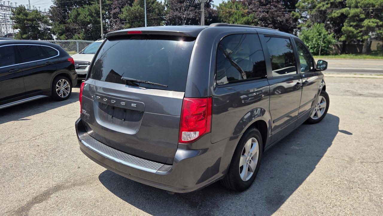 2016 Dodge Grand Caravan CANADA VALUE PACKAGE - Photo #4