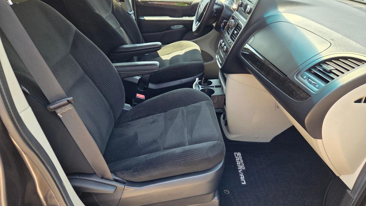 2016 Dodge Grand Caravan CANADA VALUE PACKAGE - Photo #8