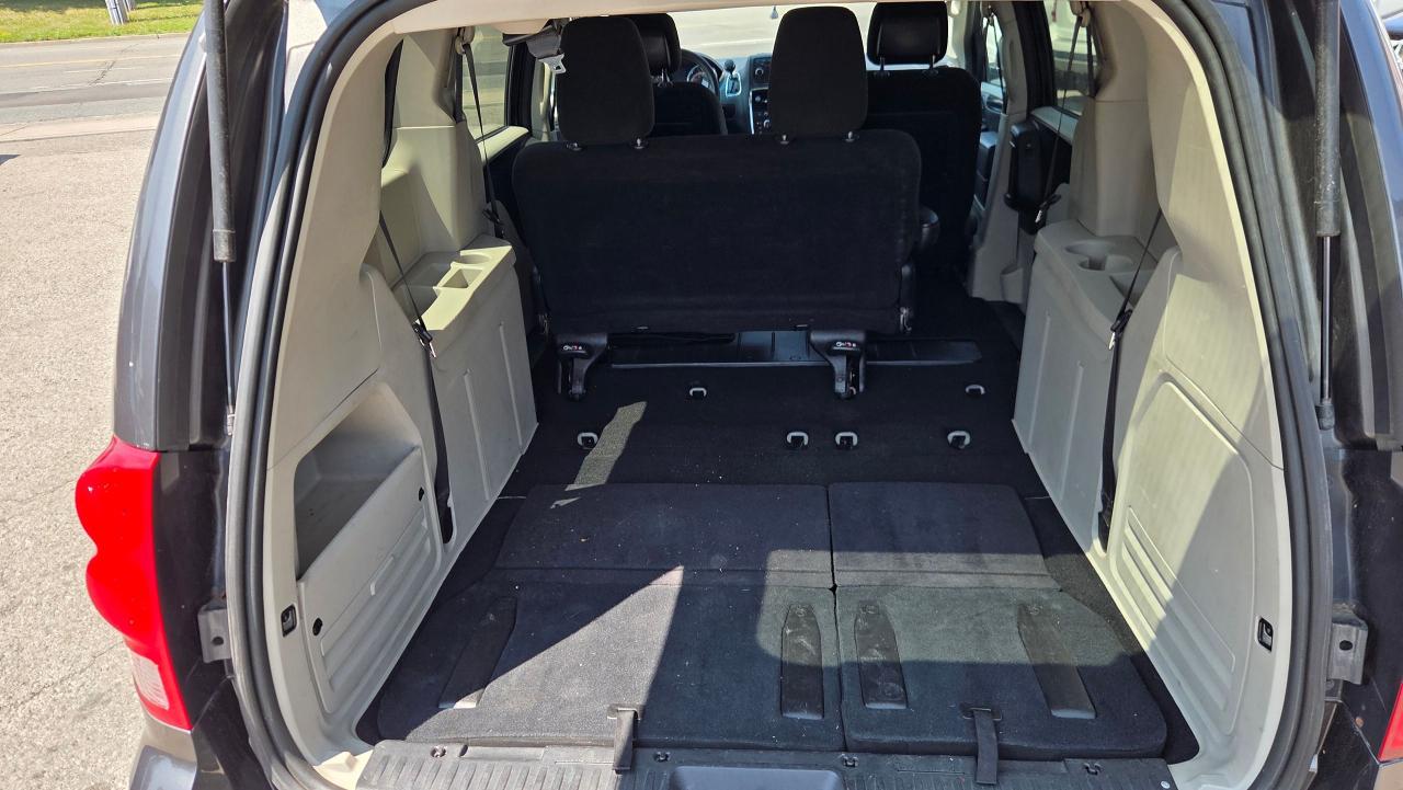 2016 Dodge Grand Caravan CANADA VALUE PACKAGE - Photo #12