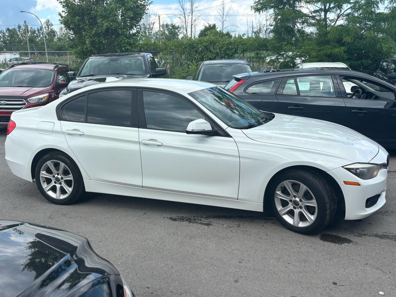 2014 BMW 3 Series 320i xDrive - Photo #6