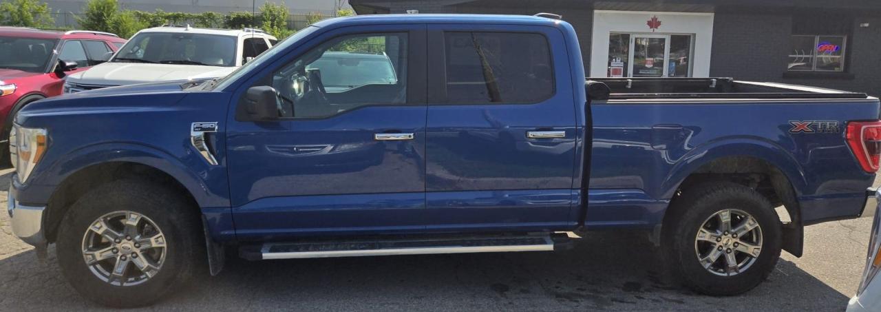 2022 Ford F-150 XLT / NO ACCIDENTS / 4X4 / NAV / 3.5L / CREW CAB - Photo #2