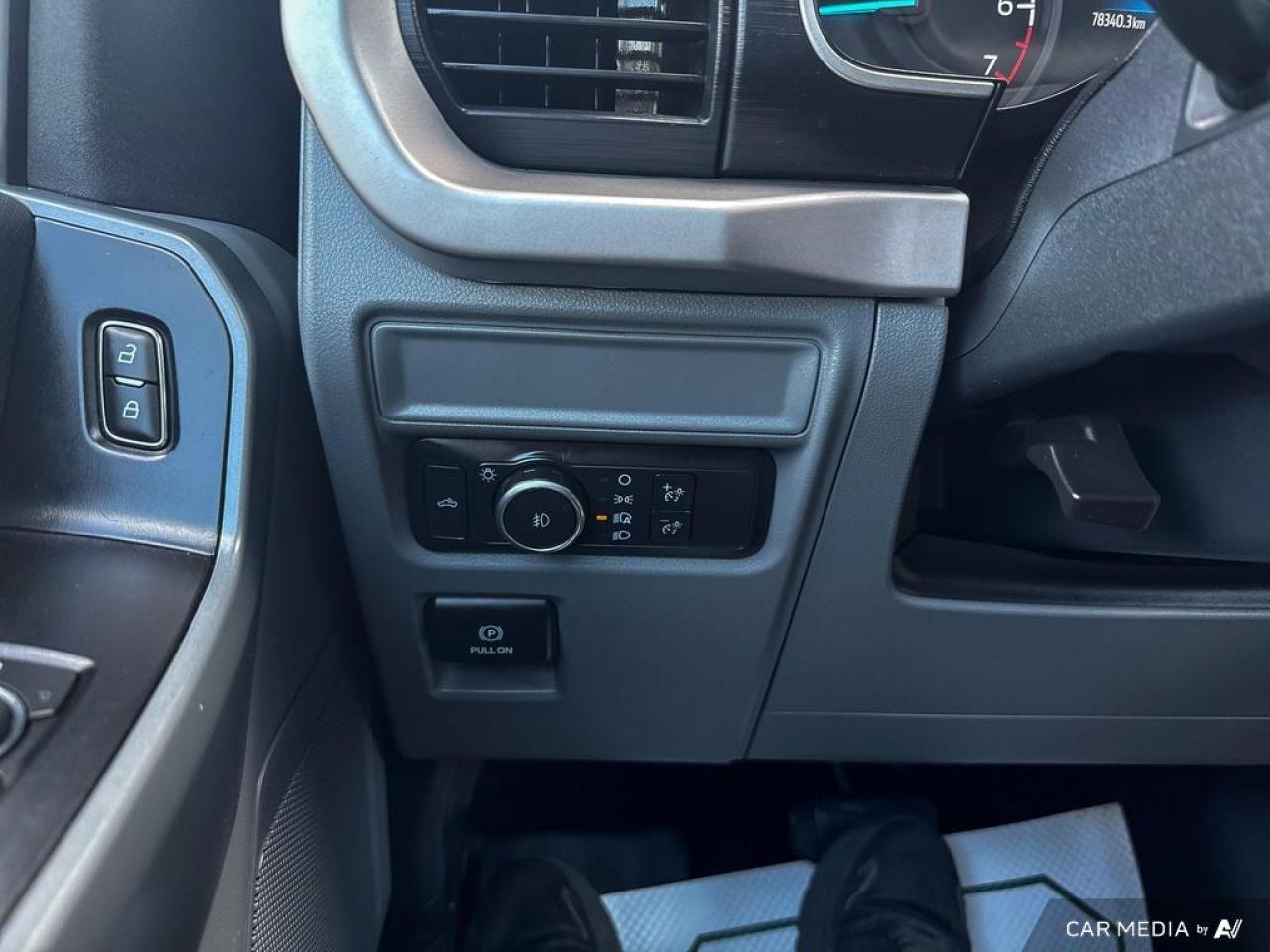 2022 Ford F-150 XTR / NO ACCIDENTS / 4X4 / NAV / 3.5L / CREW CAB - Photo #14
