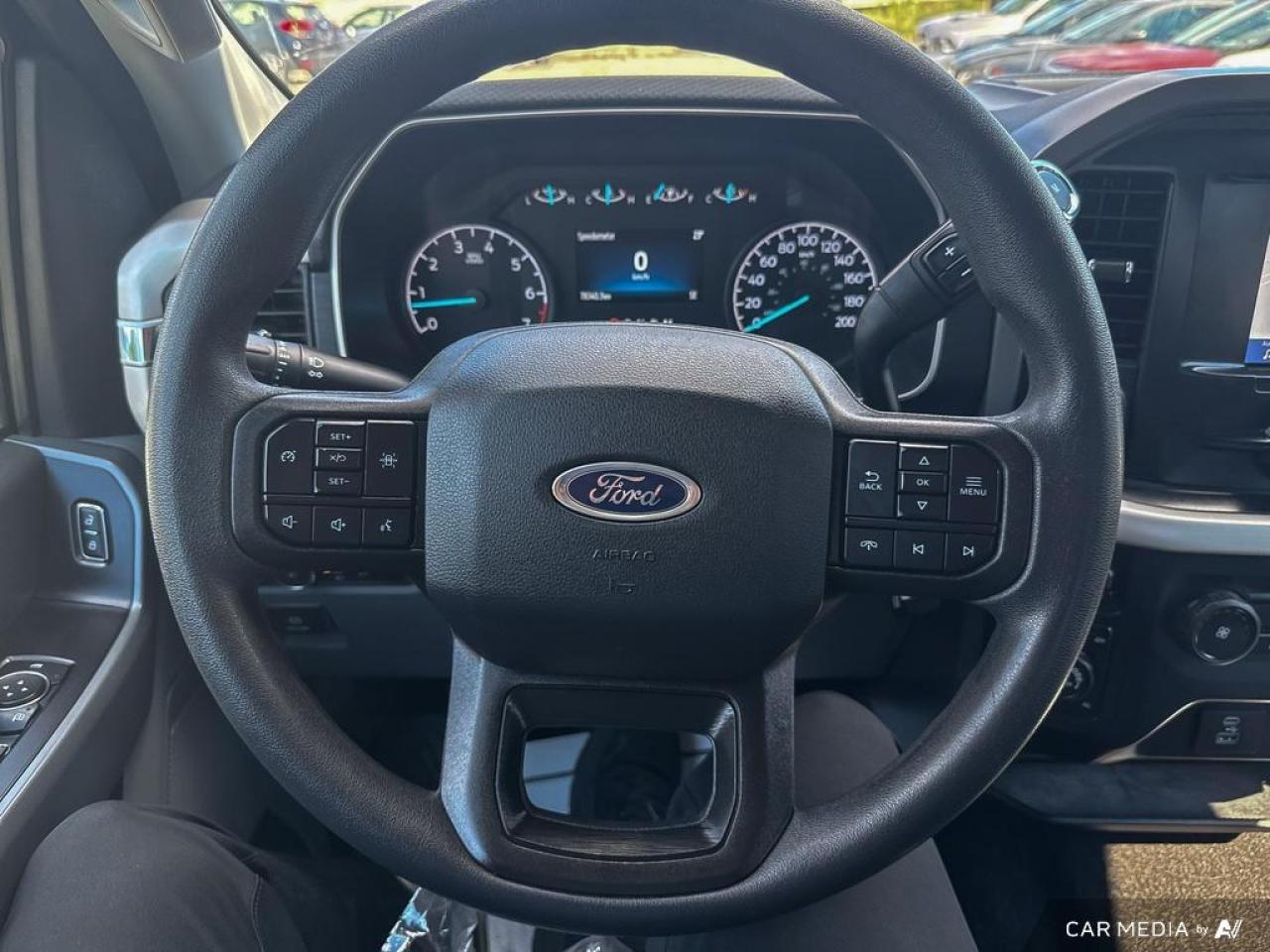 2022 Ford F-150 XTR / NO ACCIDENTS / 4X4 / NAV / 3.5L / CREW CAB - Photo #18