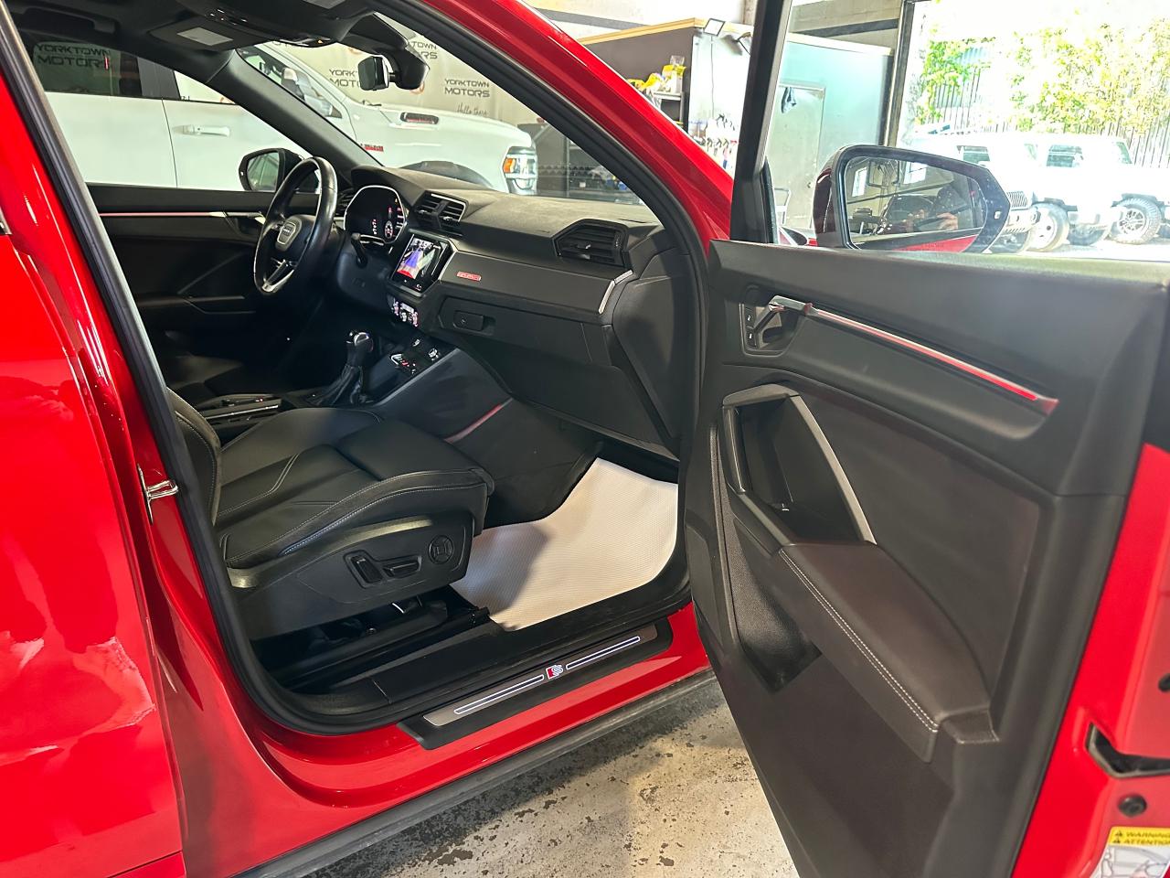 2022 Audi Q3 PROGRESSIVE | S LINE PKG | QUATTRO | PANO SUNROOF - Photo #7