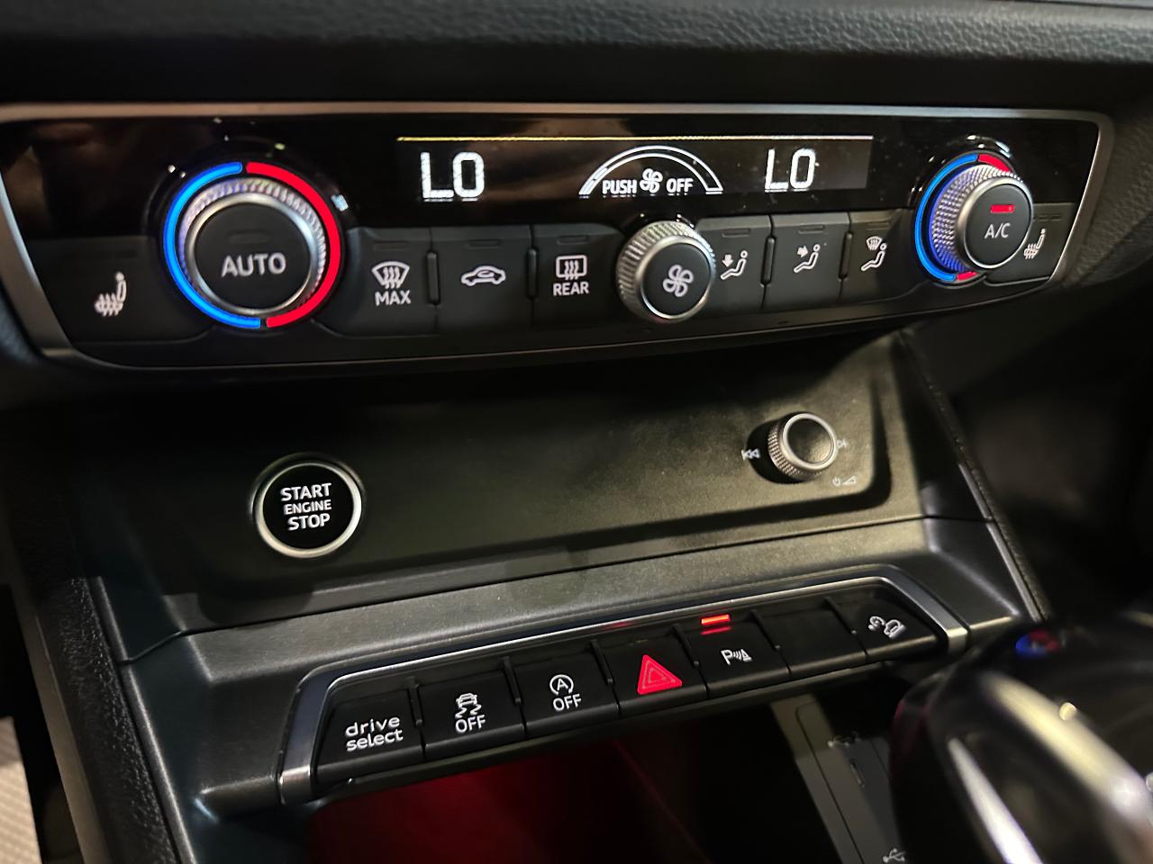 2022 Audi Q3 PROGRESSIVE | S LINE PKG | QUATTRO | PANO SUNROOF - Photo #34