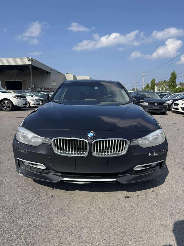2014 BMW 3 Series 320i xDrive - Photo #2