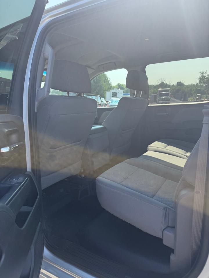 2016 Chevrolet Silverado 1500  - Photo #11