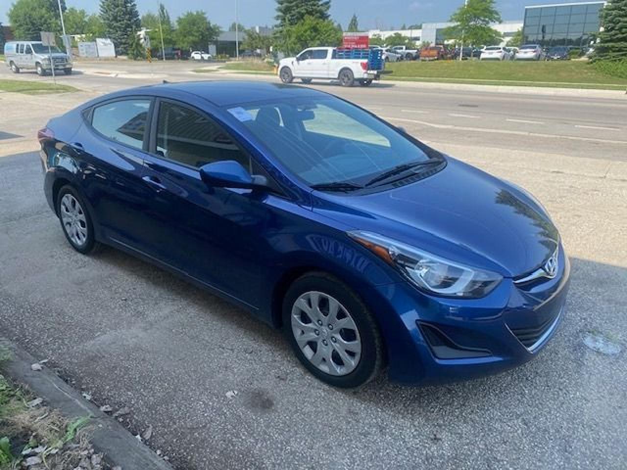 2016 Hyundai Elantra GL - Photo #2