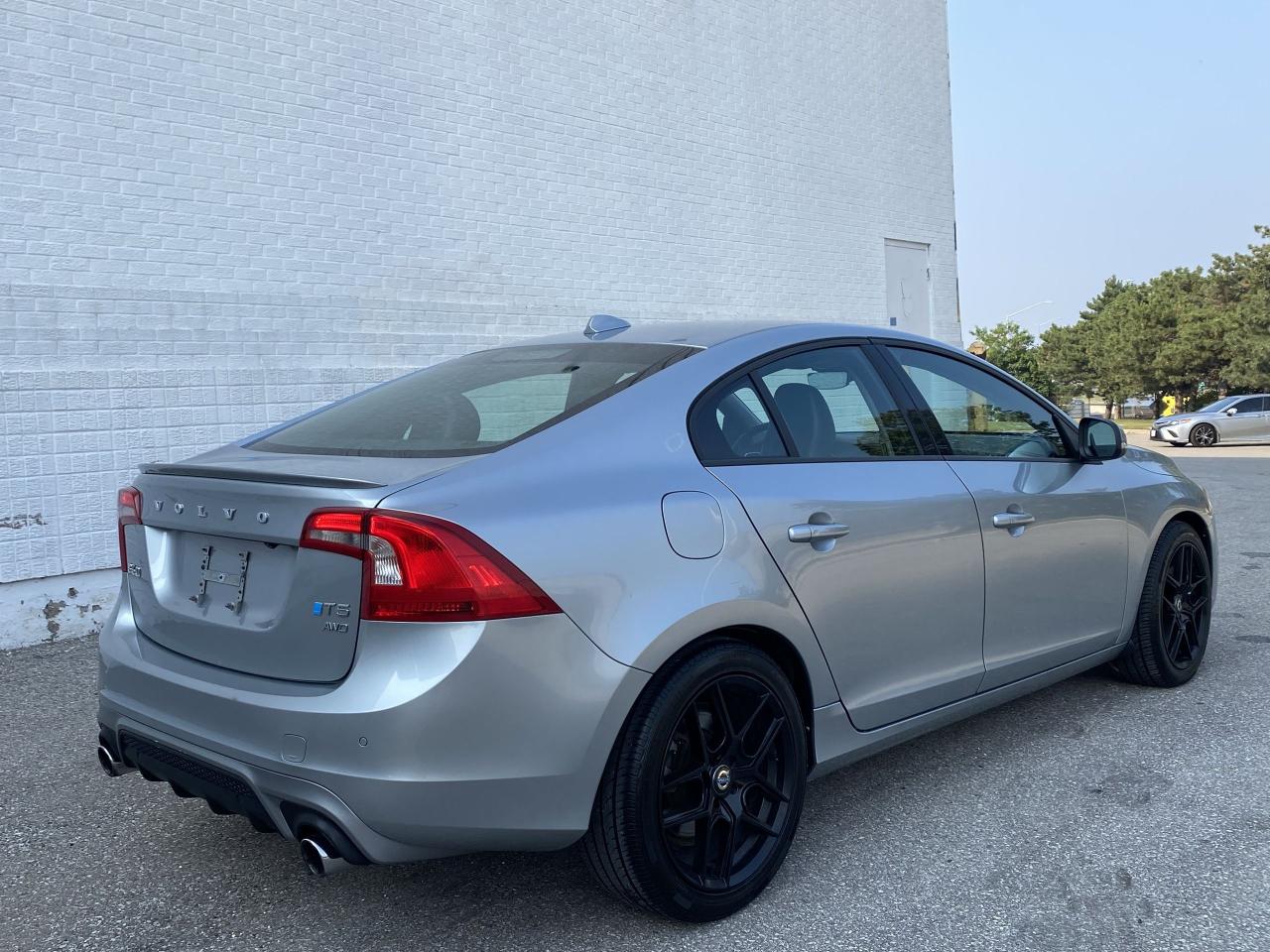 2018 Volvo S60 T5 AWD-DYNAMIC-POLESTAR PERFORMANCE PKG - Photo #8