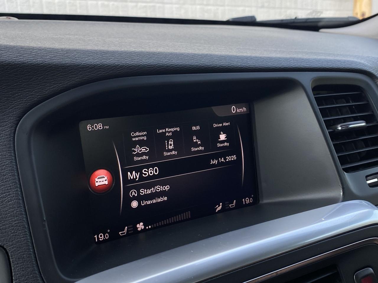 2018 Volvo S60 T5 AWD-DYNAMIC-POLESTAR PERFORMANCE PKG - Photo #18