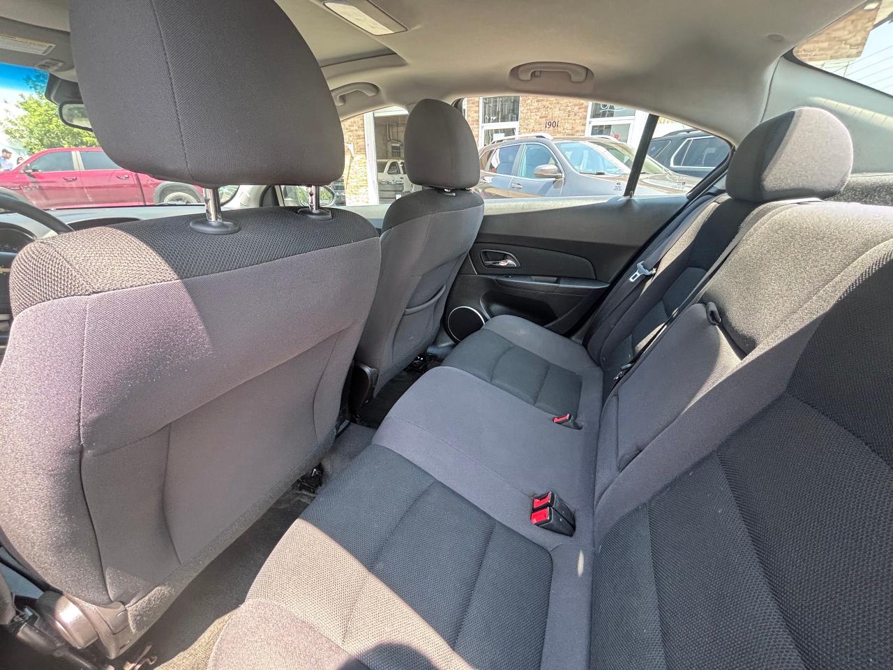 2015 Chevrolet Cruze 1LT COLD AC SUNROOF - Photo #13