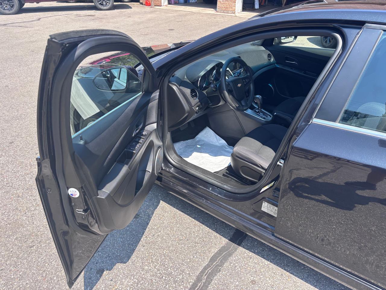 2015 Chevrolet Cruze 1LT COLD AC SUNROOF - Photo #14