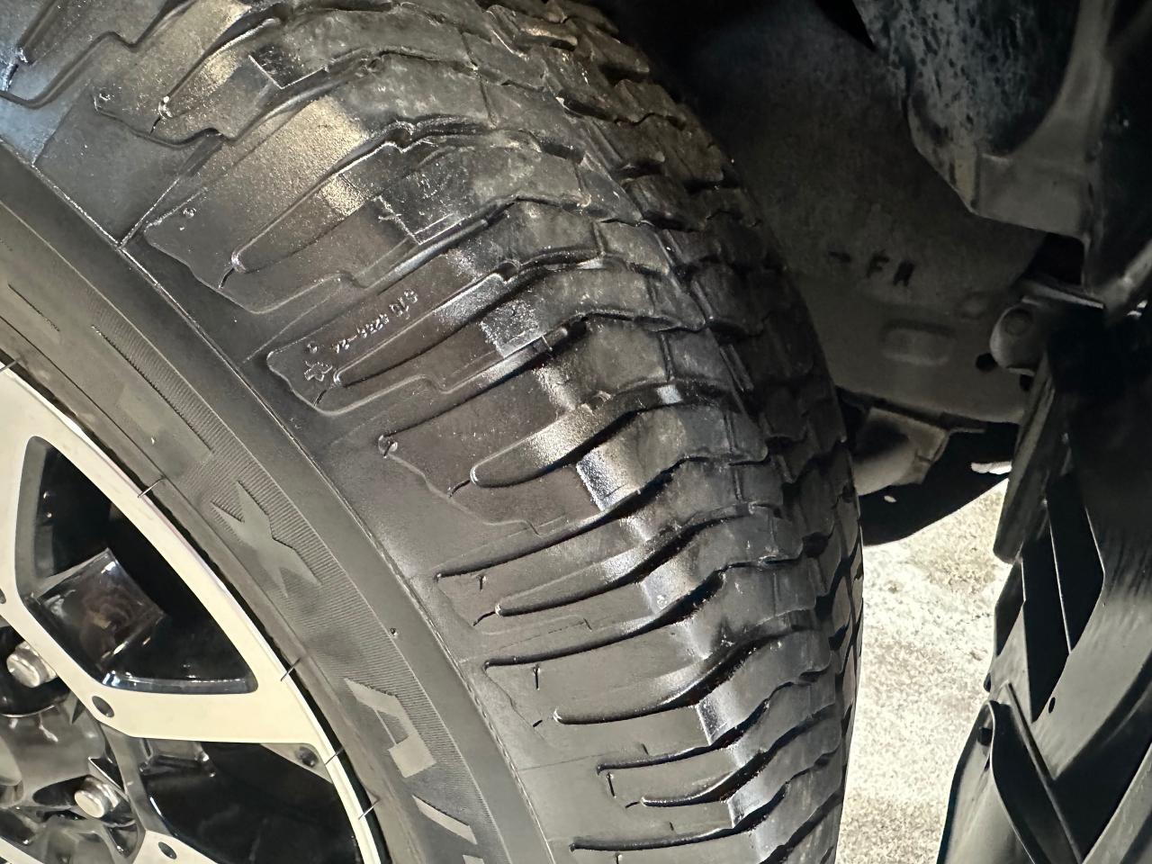 2019 Toyota Tundra 4X4 Double Cab SR5 Plus 5.7L - Photo #6