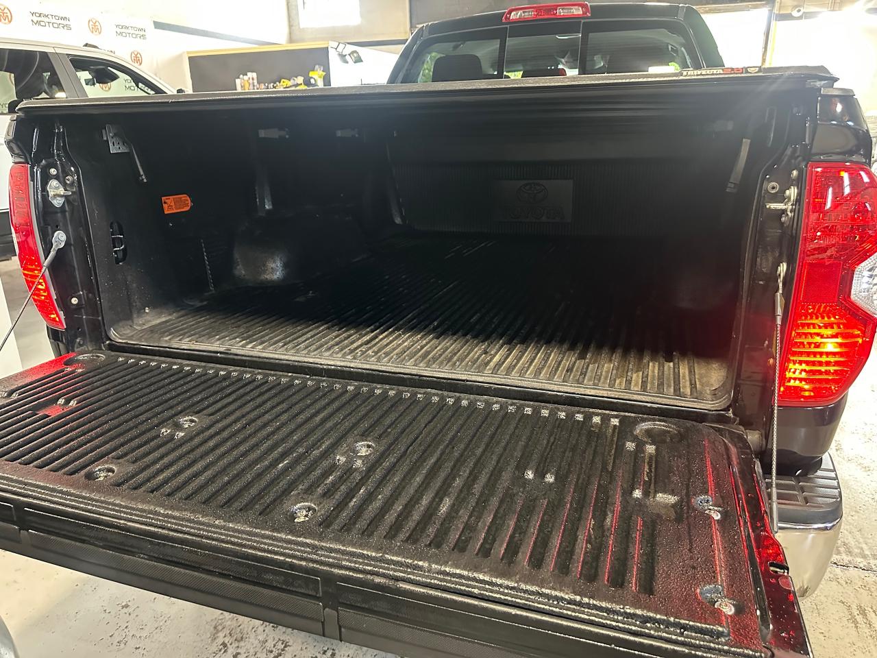 2019 Toyota Tundra 4X4 Double Cab SR5 Plus 5.7L - Photo #22