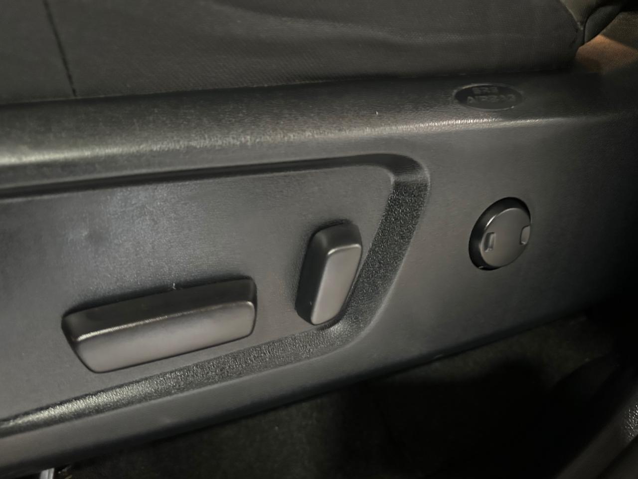 2019 Toyota Tundra 4X4 Double Cab SR5 Plus 5.7L - Photo #33