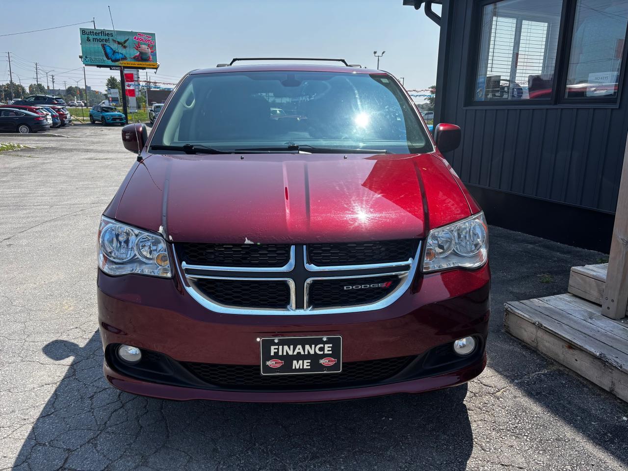2018 Dodge Grand Caravan Crew Plus - Photo #4