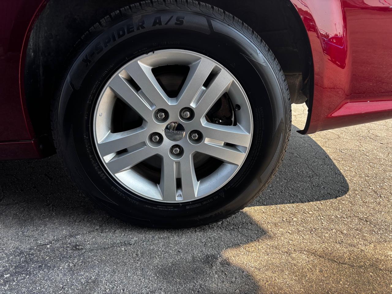 2018 Dodge Grand Caravan Crew Plus - Photo #3
