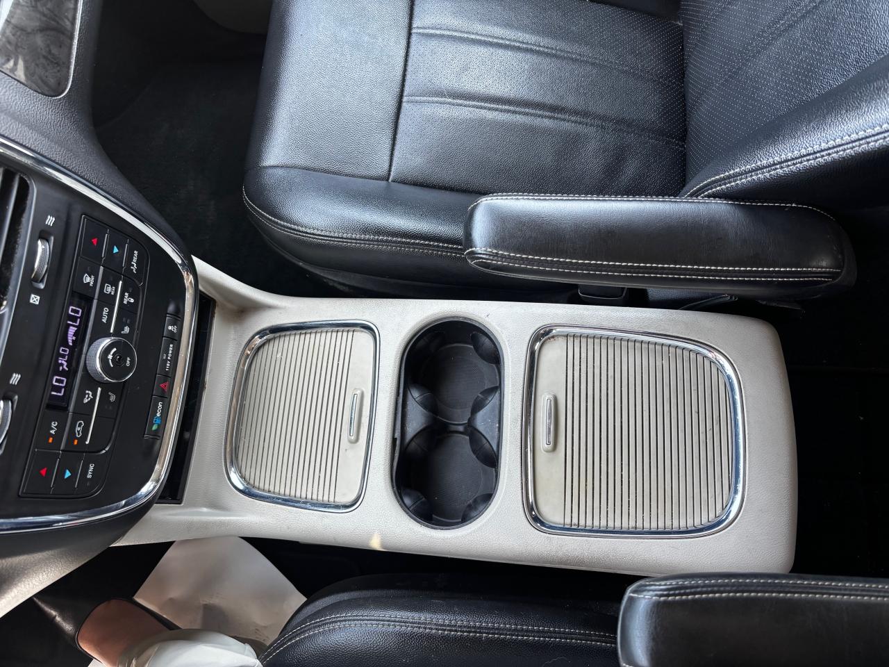 2018 Dodge Grand Caravan Crew Plus - Photo #9