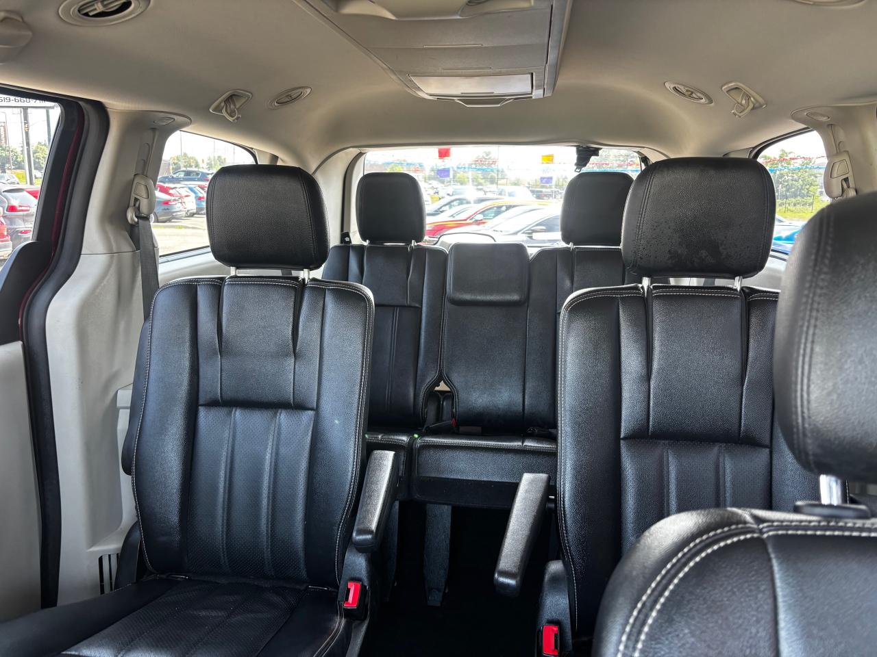2018 Dodge Grand Caravan Crew Plus - Photo #8