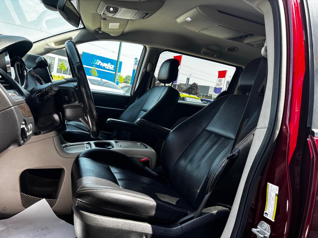 2018 Dodge Grand Caravan Crew Plus - Photo #11