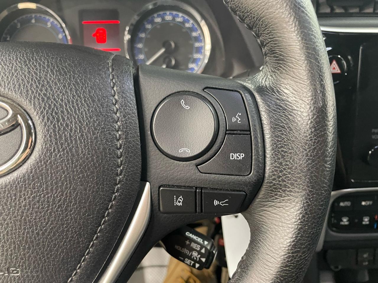 2017 Toyota Corolla LE UPGRADE