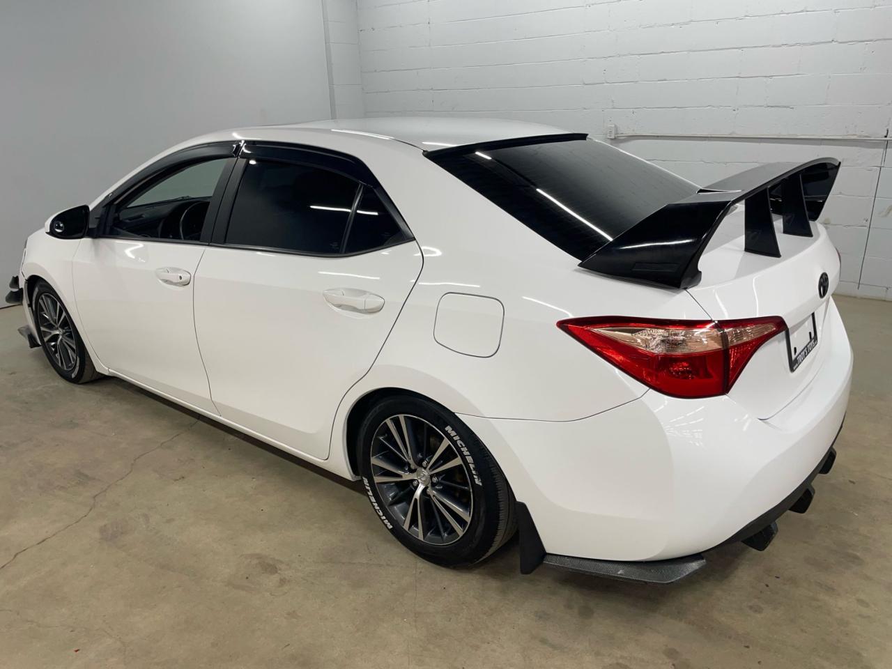 2017 Toyota Corolla LE UPGRADE