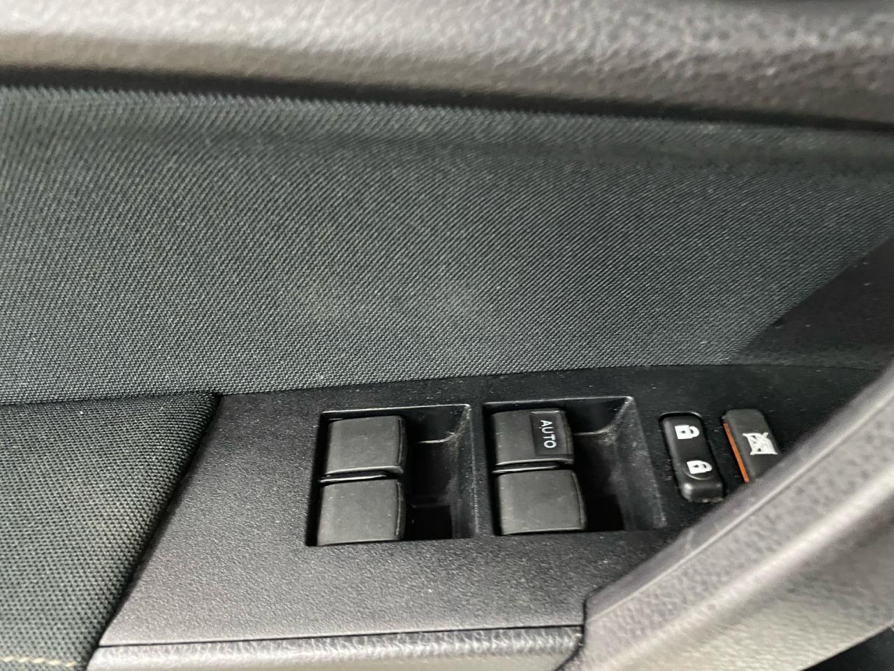 2017 Toyota Corolla LE UPGRADE