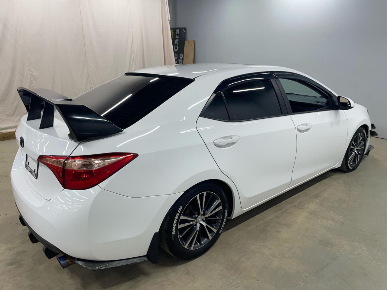 2017 Toyota Corolla LE UPGRADE