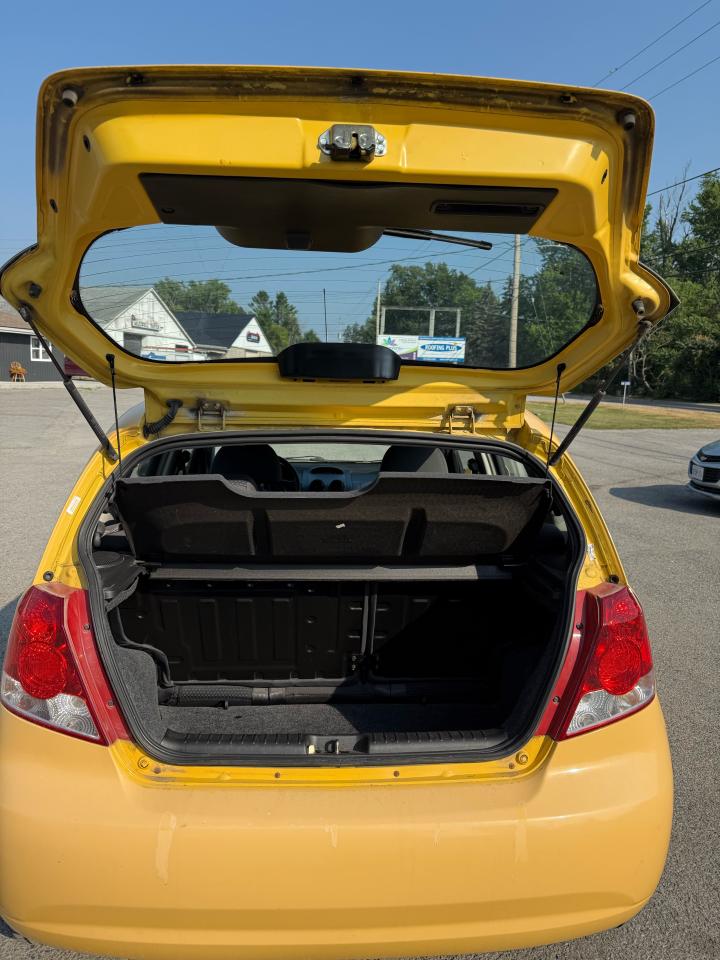 2007 Chevrolet Aveo LT - Photo #11