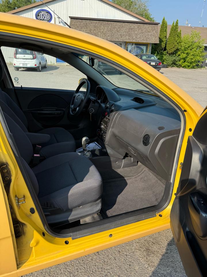 2007 Chevrolet Aveo LT - Photo #13