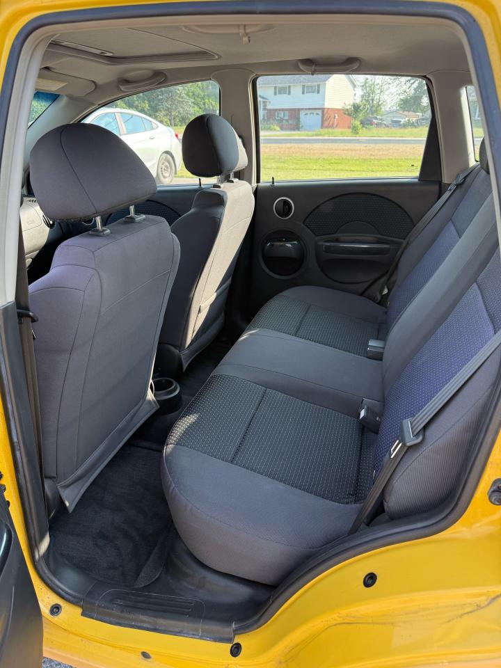 2007 Chevrolet Aveo LT - Photo #10