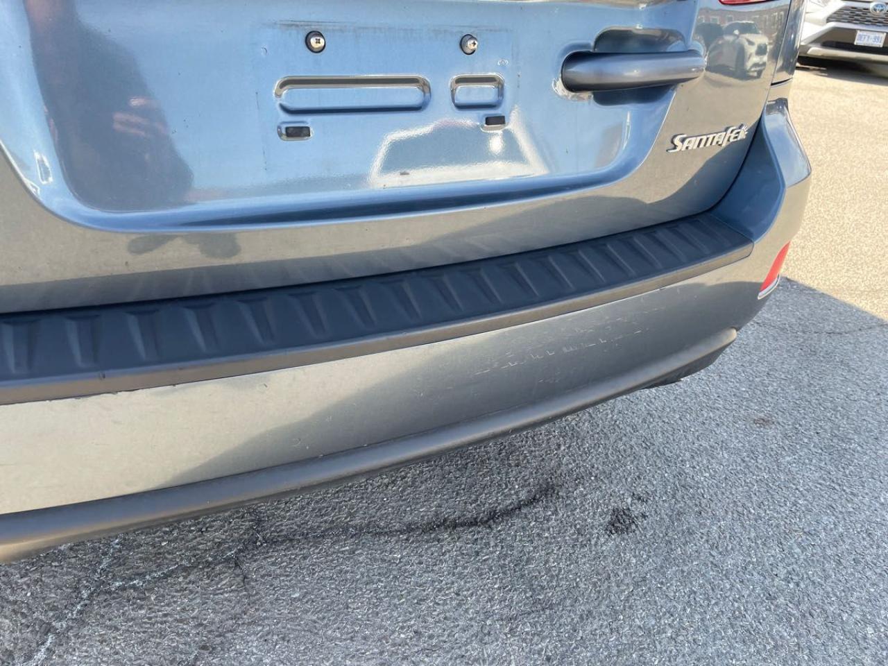 2009 Hyundai Santa Fe As is Photo10