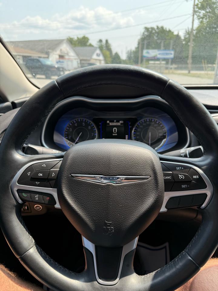 2015 Chrysler 200 Limited - Photo #16