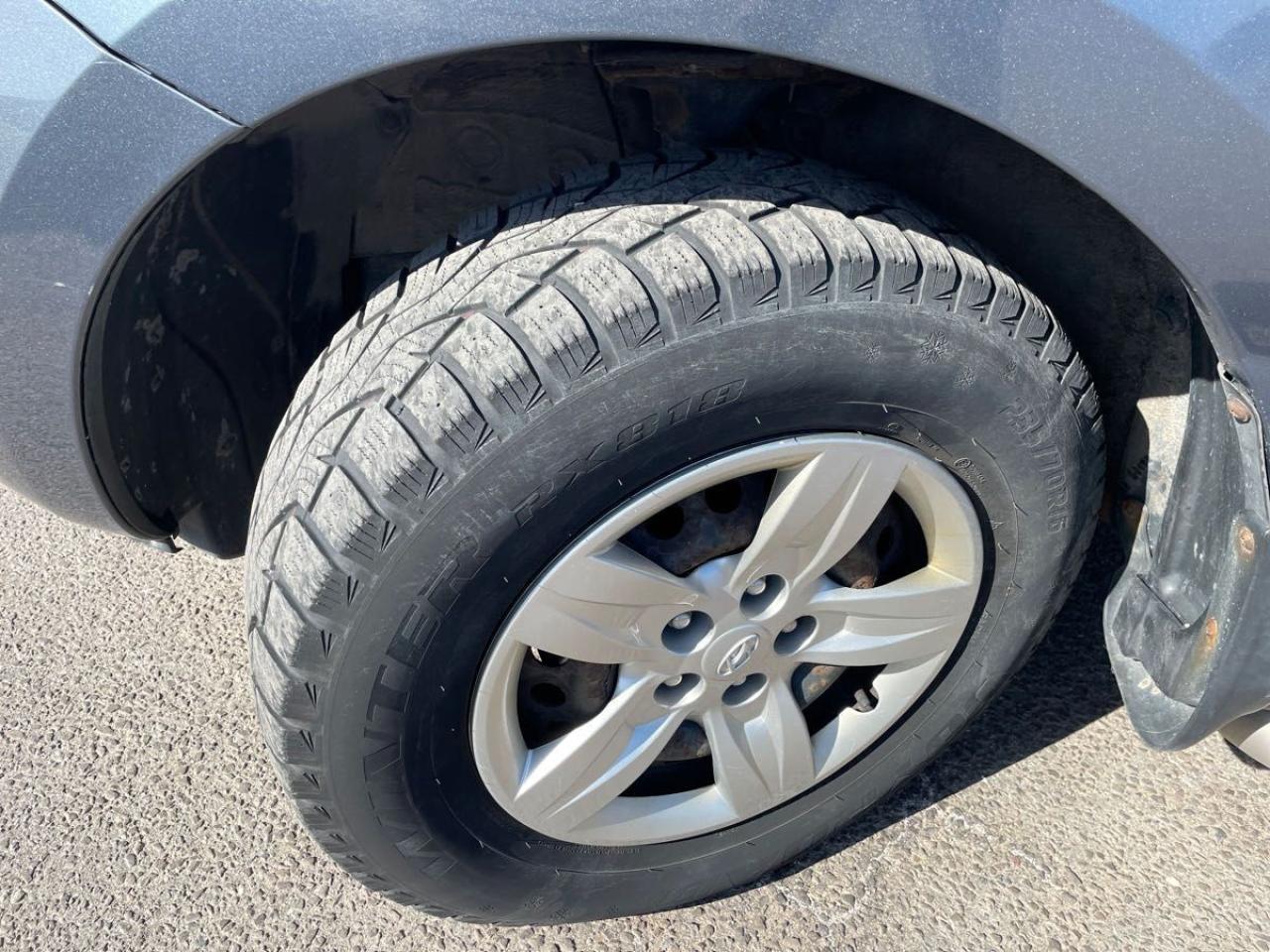2009 Hyundai Santa Fe As is - Photo #14