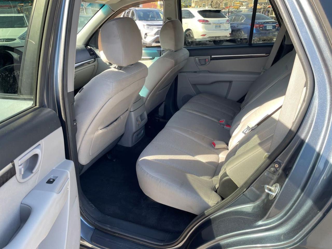 2009 Hyundai Santa Fe As is - Photo #20