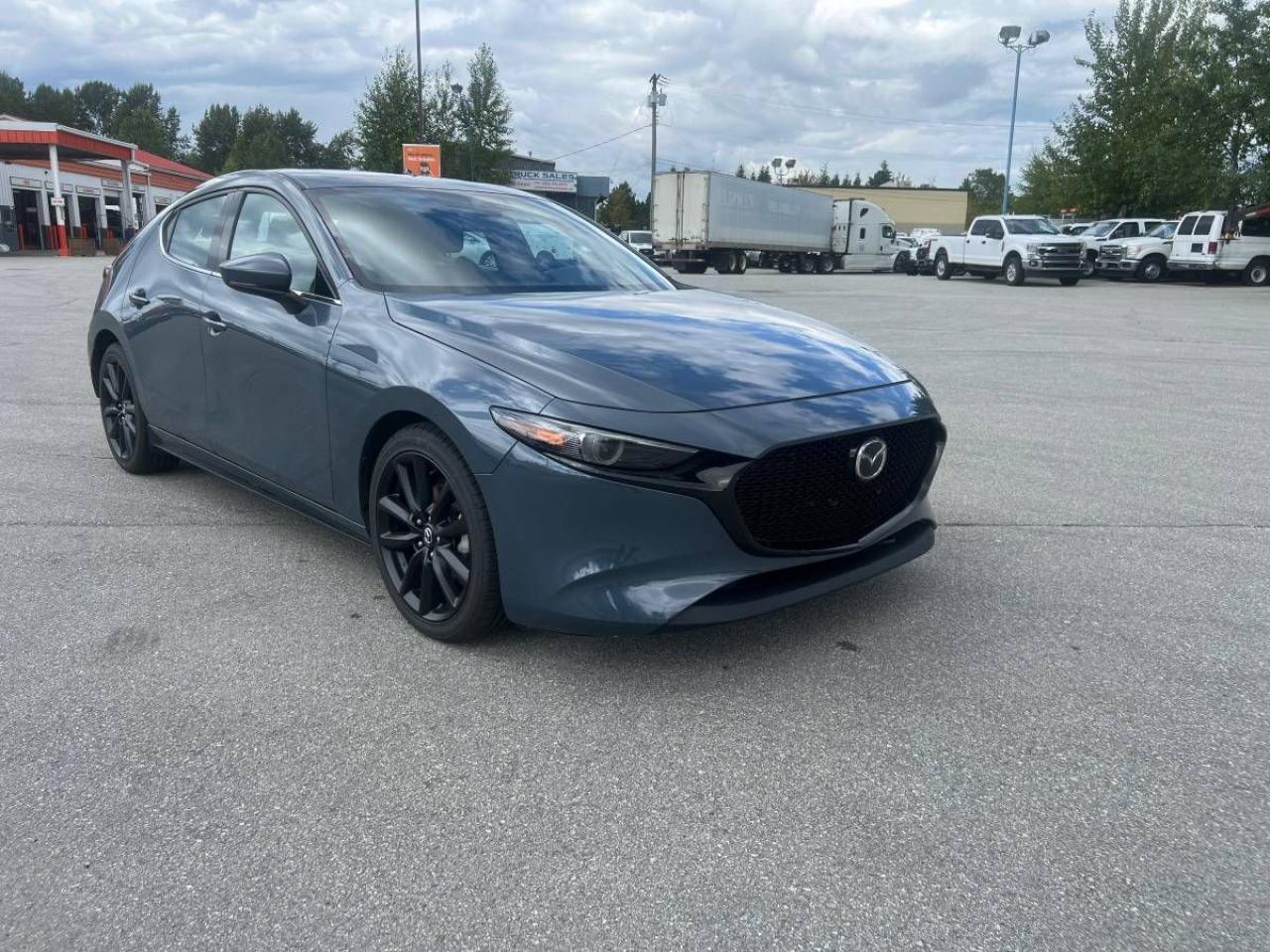 2019 Mazda MAZDA3 GT Auto FWD - Photo #2