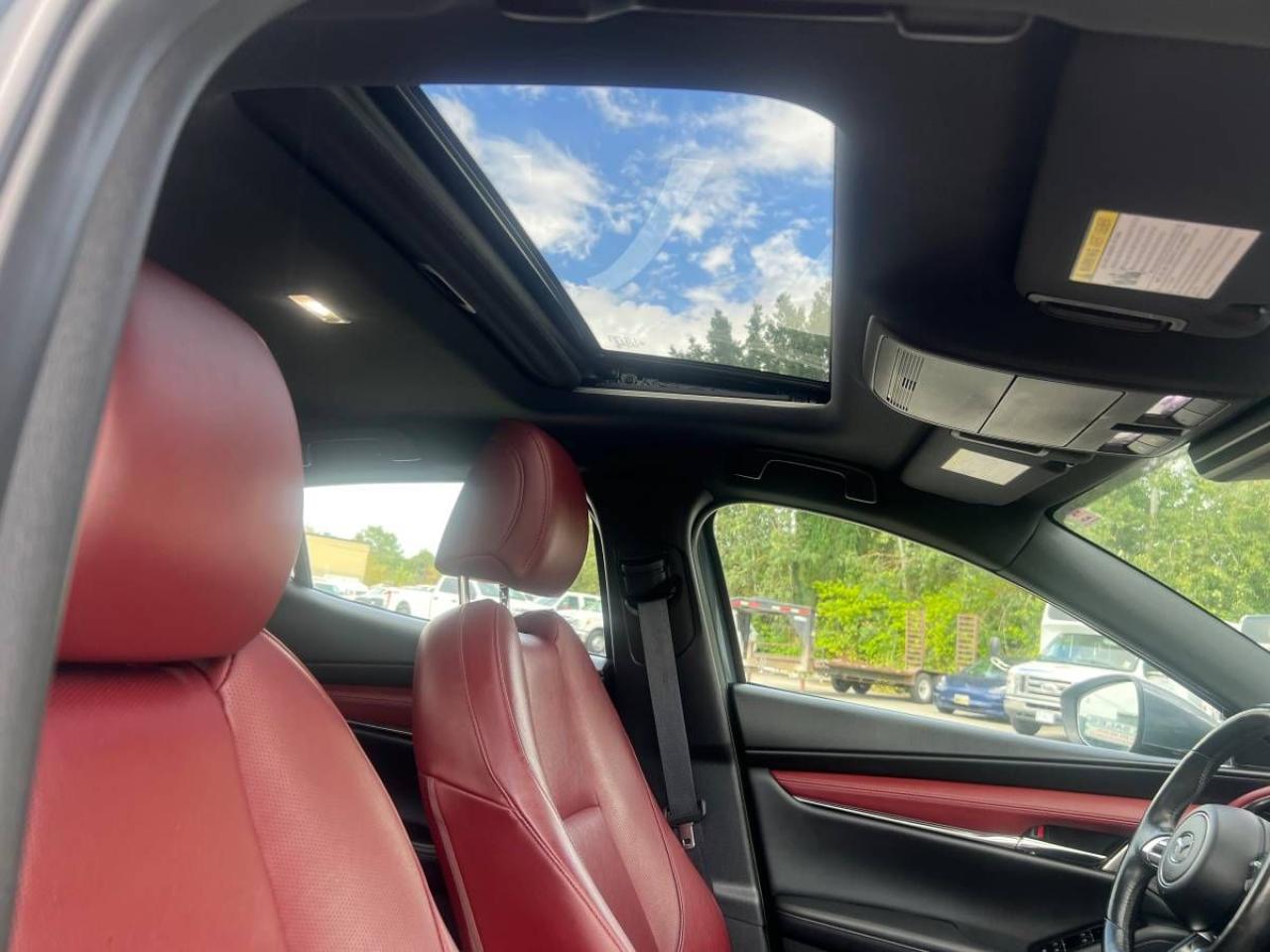 2019 Mazda MAZDA3 GT Auto FWD - Photo #12