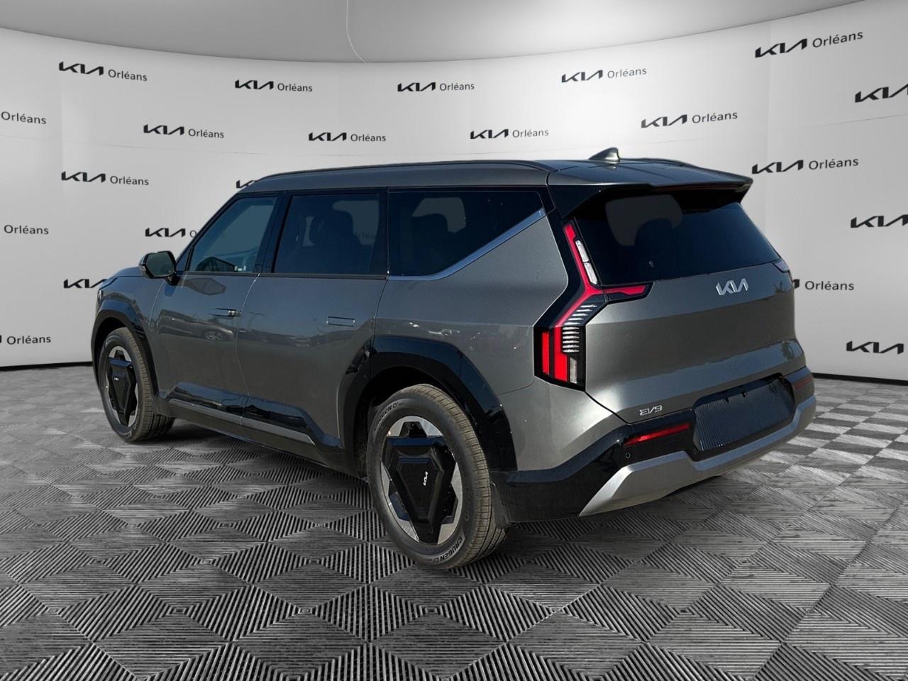 2026 Kia EV9 Land w/Plus Package AWD Photo