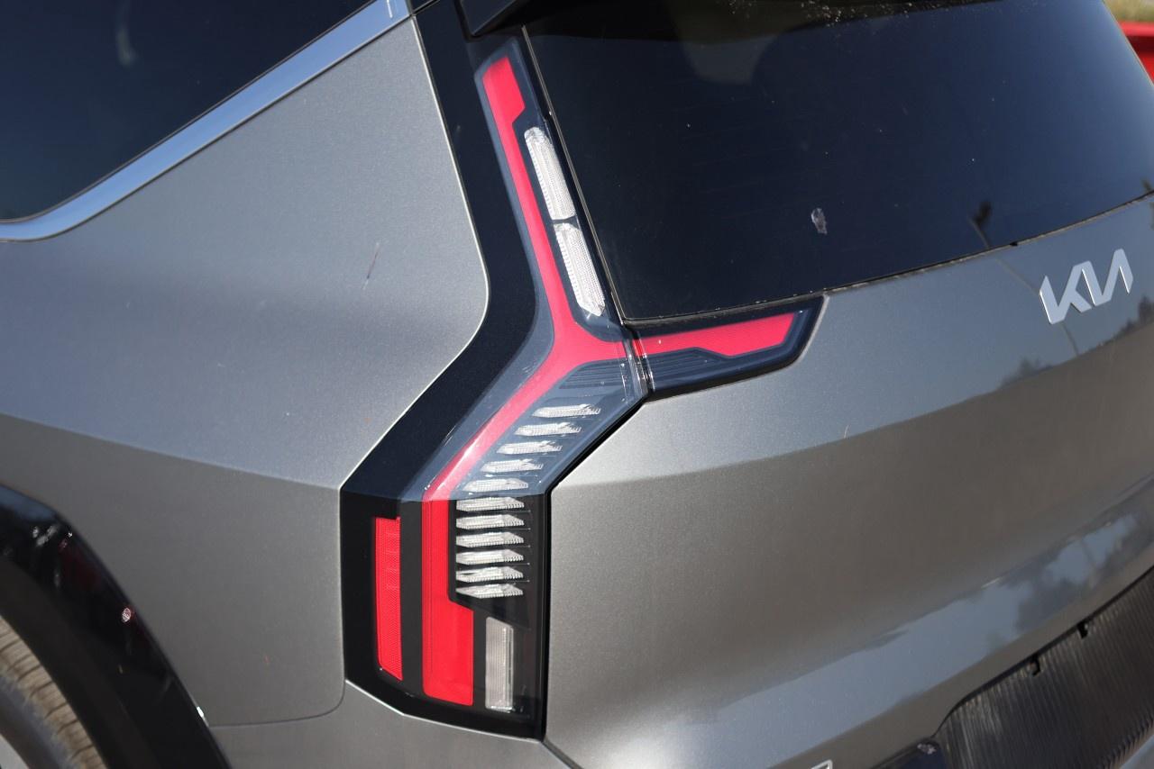 2026 Kia EV9 Land w/Plus Package AWD Photo