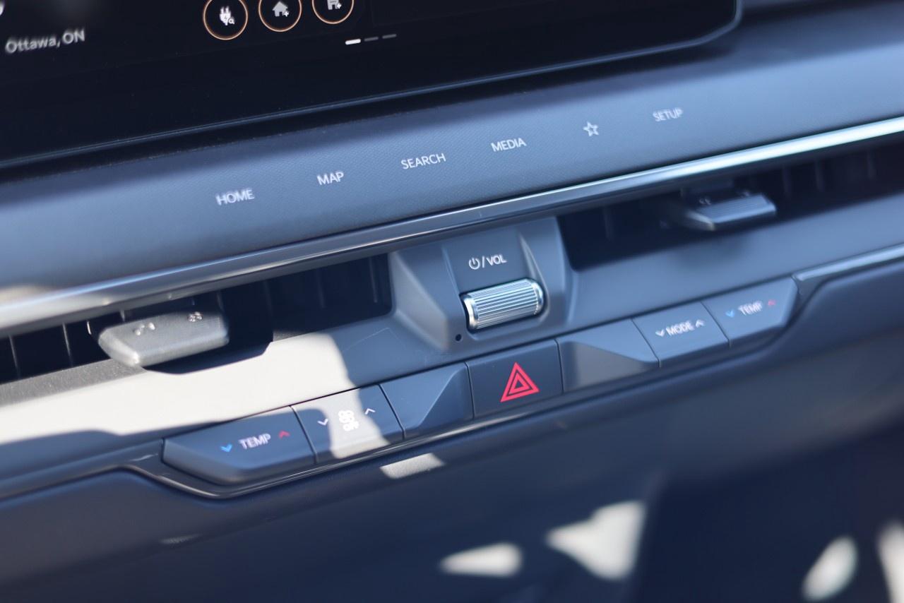 2026 Kia EV9 Land w/Plus Package AWD Photo